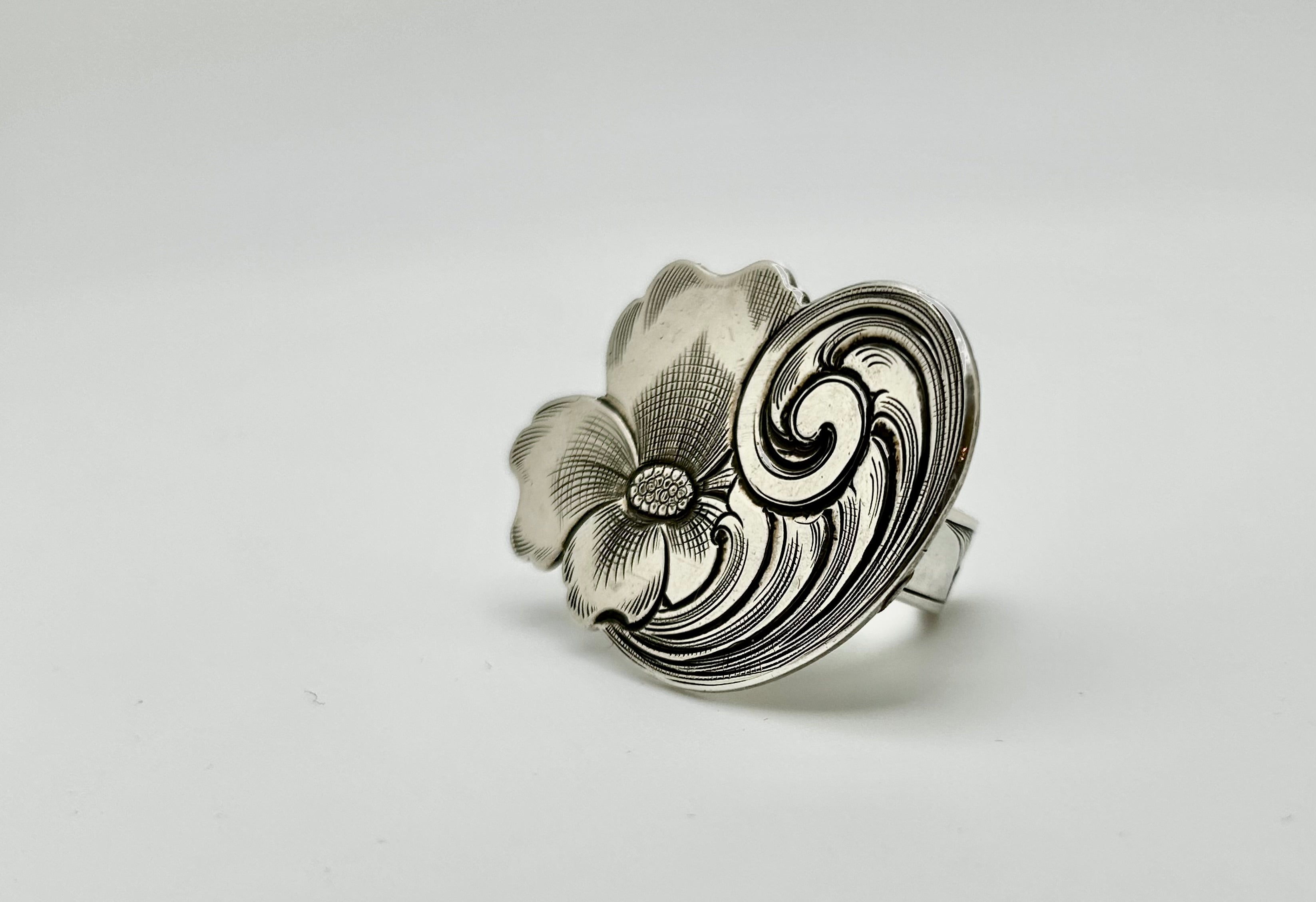 Engraved Flower Ring